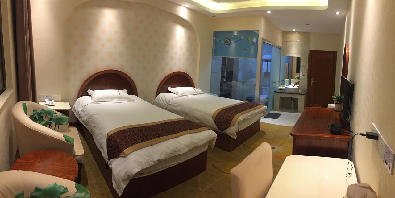 Bai Nian Sheng Shi Hotel Κούνμινγκ Εξωτερικό φωτογραφία